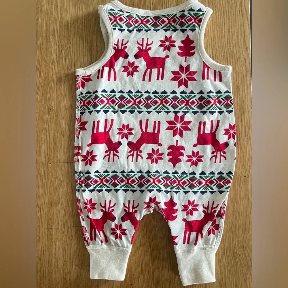 0-3m Hanna Andersson 2 Piece Reindeer Jumper and Red Shirt Baby Set